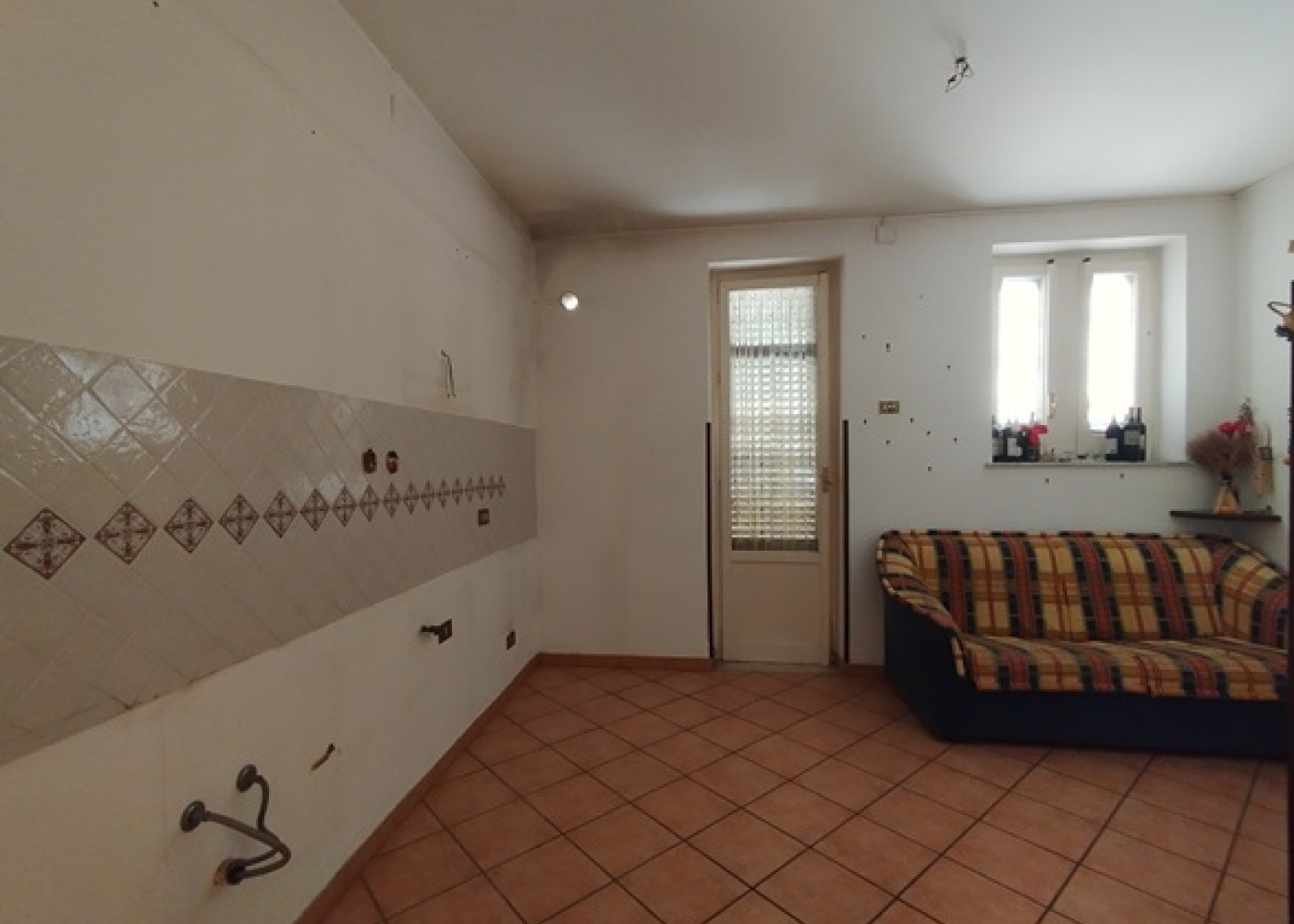 via paolo emiliano 170 Palermop, Italia 90127, 3 Stanze da Letto Stanze da Letto, ,2 BathroomsBathrooms,Appartamento,In vendita,5,1544